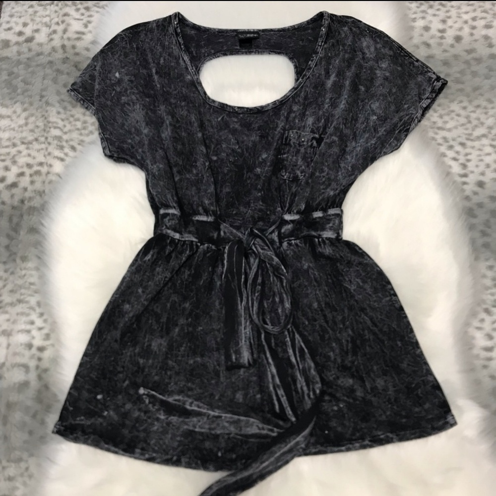 L Open Back Tie Waist Acid Washed Daytrip Shirt